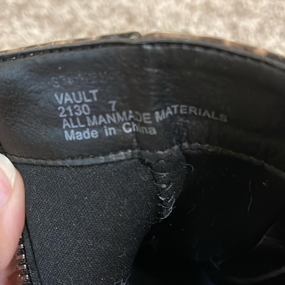 Seven7 Vault Boot NWT snake print NWT - Picture 5 of 6
